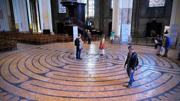 Энергетика древних храмов. Лабиринты в полах, как аналог фрактальных антенн