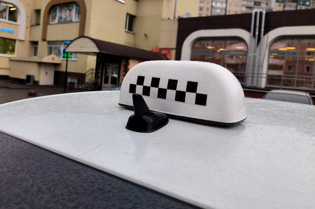 Минпромторг актуализировал список пригодных для работы в такси машин