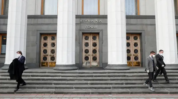 Спикер Рады высказался о легализации проституции и лёгких наркотиков