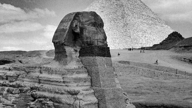 Величественный древний Сфинкс на старинных фотографиях и его современный вид с одного места