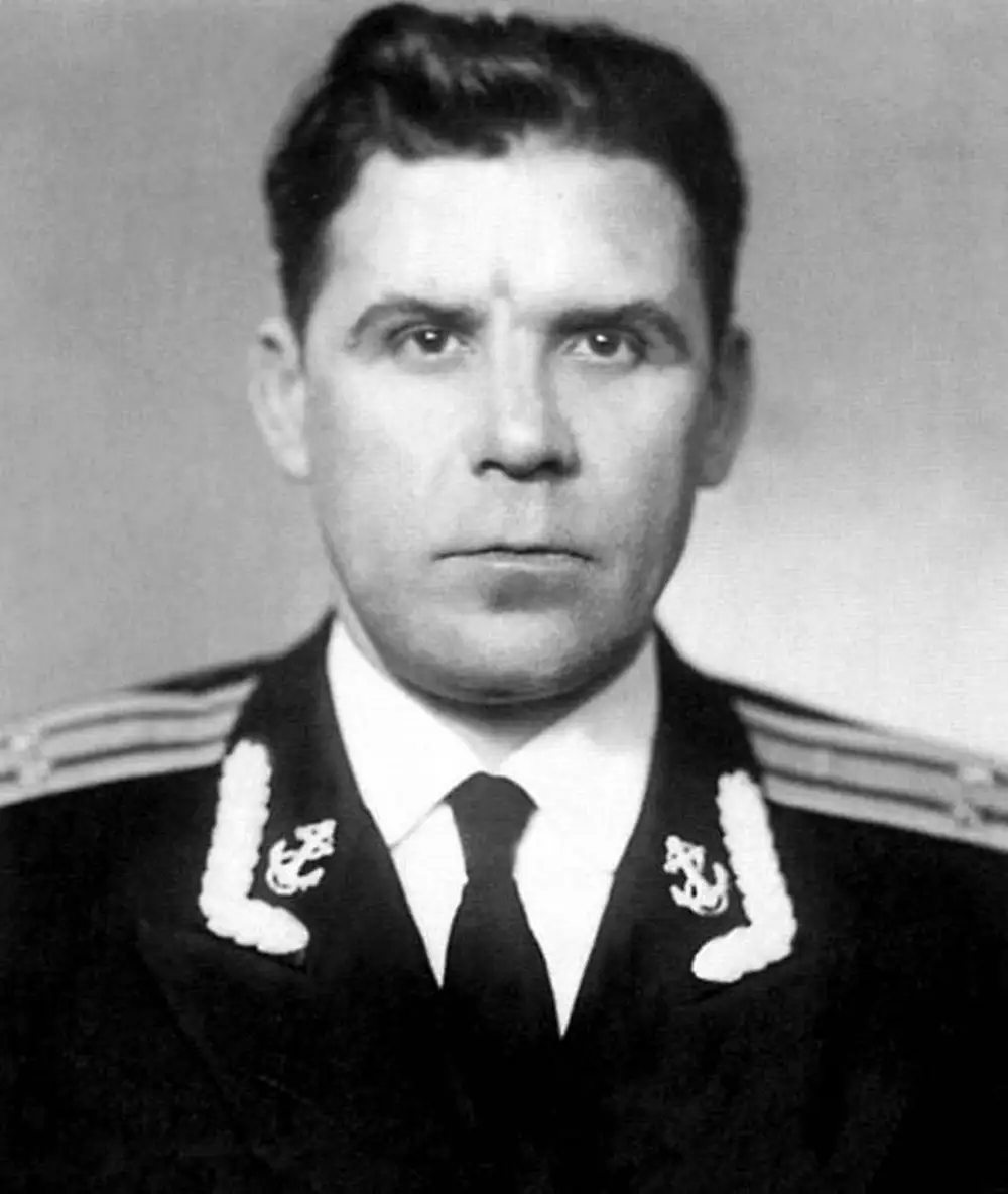 Николай Затеев командир к-19