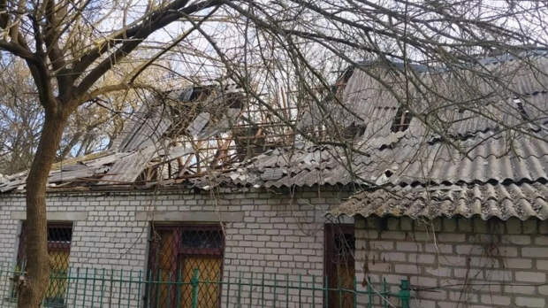 В Херсонской области ВСУ атаковали здание администрации и частный дом