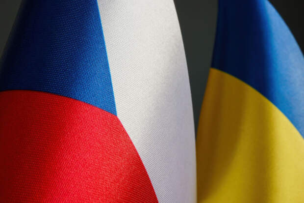 Полковник Фолтин: от Европы требуется только оплата оружия для Украины