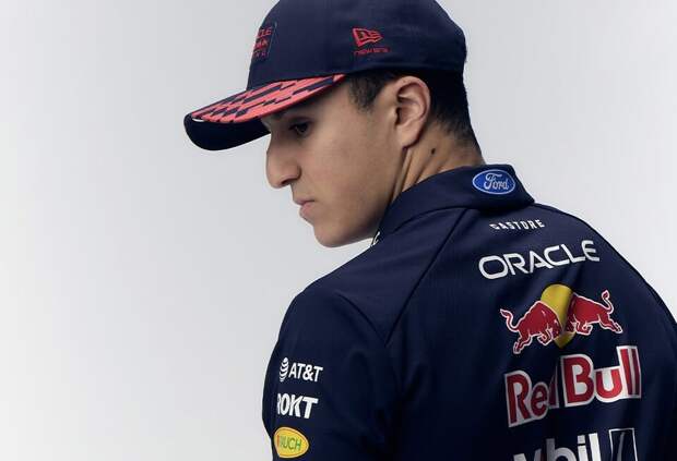 Дэймон Хилл: Red Bull может психологически раздавить Хаджара