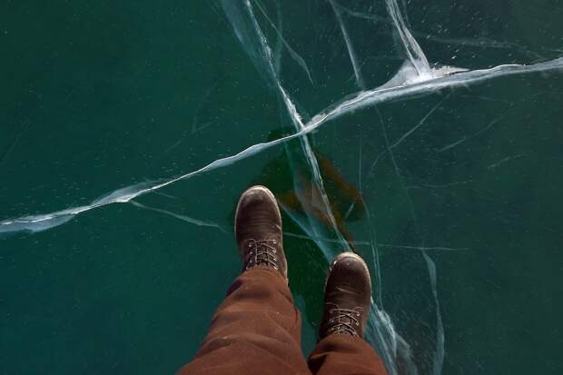 Российская школьница провалилась под лед из-за одного действия