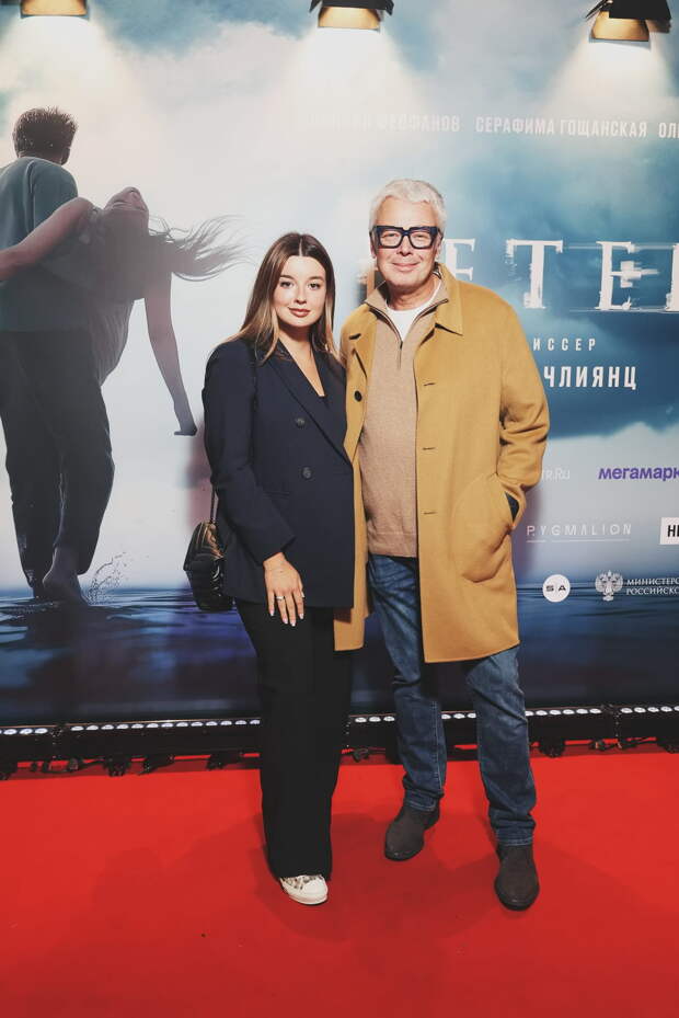 Русское ненастье: Ирина Розанова, Алёна Бабенко и Гарик Сукачёв