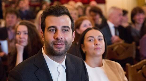 Ургант призвал россиян оказать помощь детям с неизлечимыми болезнями