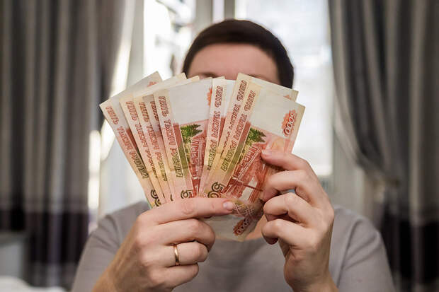 Зарплаты в Новосибирске рванули вверх: средний доход превысил 88 тысяч рублей