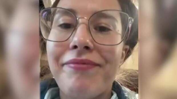 Солистка группы "Демо" ехала в поезде, сошедшем с рельсов под Ульяновском