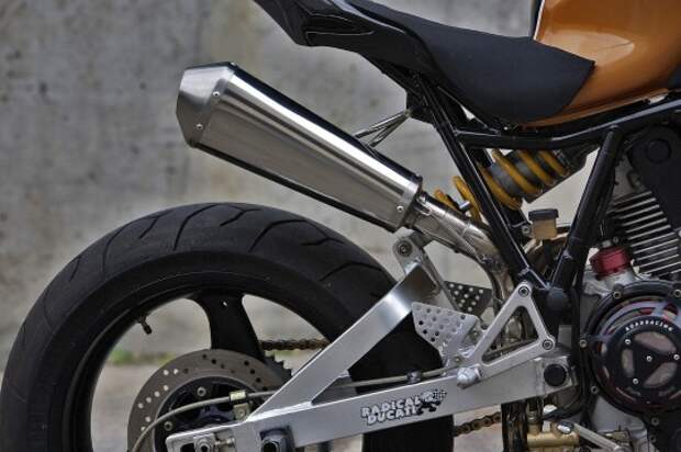 Ducati 900SS IE 