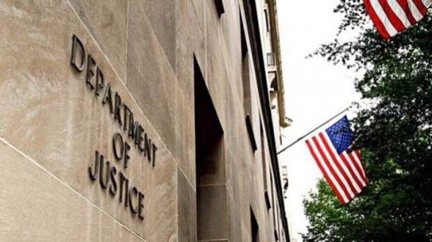 За обыски у Трампа главе Минюста США инициировали импичмент