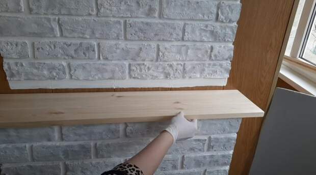 Как сделать декоративный камин на балконе или лоджии