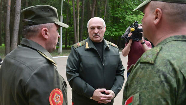 Лукашенко проинспектировал силы ВВС и ПВО