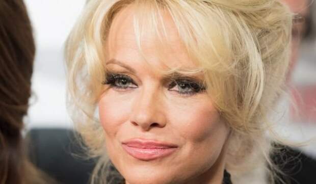 Памела Андерсон