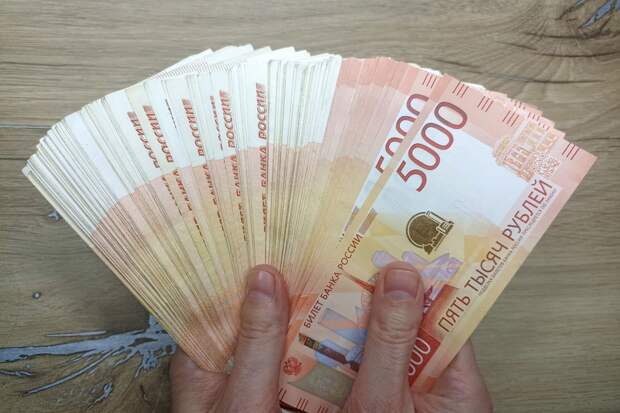 Финансист Щербаченко раскрыл, какую «подушку безопасности» стоит иметь на карте