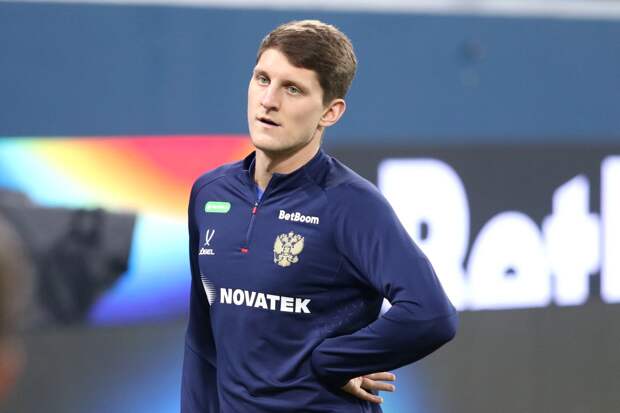 Защитник сборной России Игорь Дивеев перешел из ЦСКА в «Зенит»