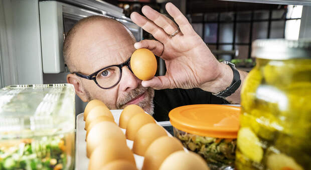 Alton Brown, Good Eats: The Return | Photo Credits: Anders Krusberg/The Food Network