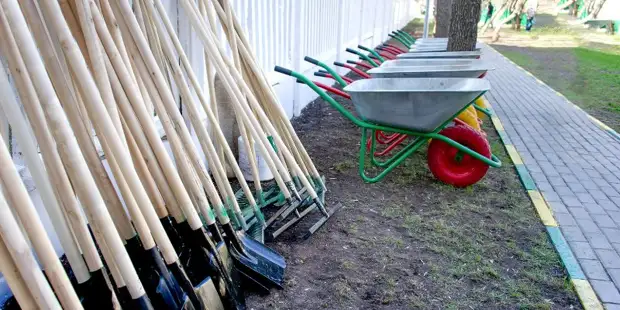 В парках «Савеловский» и «Автомобилист» пройдет субботник 16 апреля