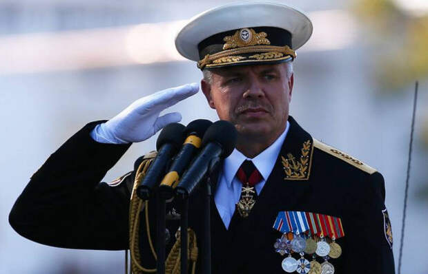Адмирал Александр Витко уволен с воинской службы