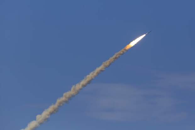 Первая зенитно-ракетная система С-350 будет размещена в Ленинградской области Первая зенитно-ракетная система С-350 будет размещена в Ленинградской области