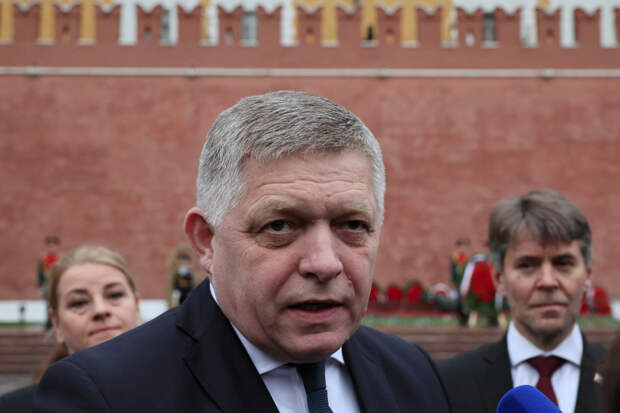 Фицо заявил о неуважении европейцев ко Второй мировой войне