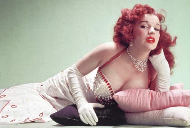 Блейз Старр — рыжая королева стриптиза и скандалов