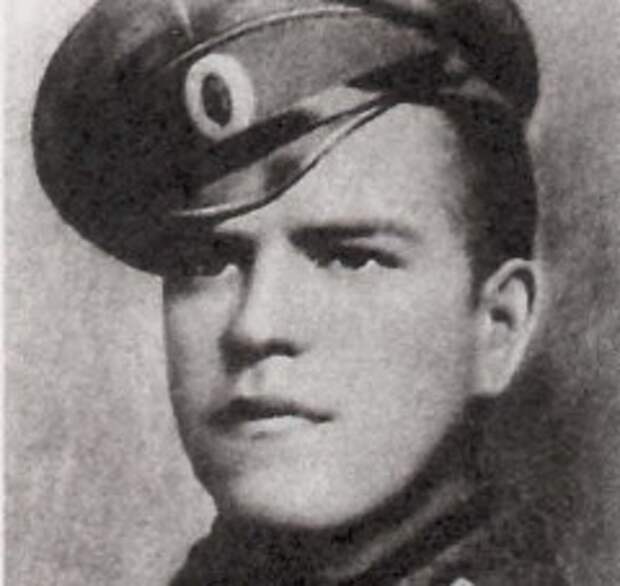 В русскую армию принят 18-летний Георгий Жуков – будущий Маршал Советского Союза