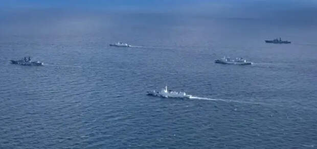 Корабли ВМФ РФ и ВМС НОАК провели очередной этап совместных учений в Охотском море