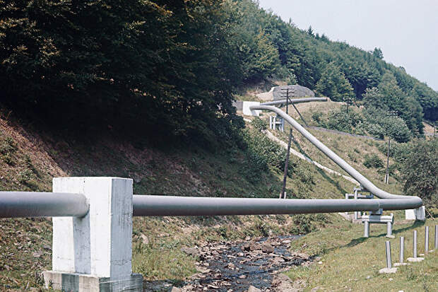 Белоруссия на четверо суток остановила прокачку нефти по 