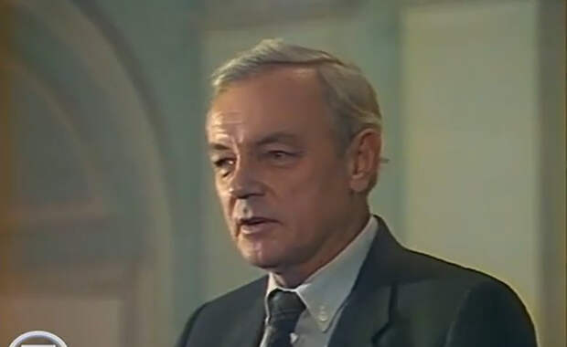 В Петербурге установят памятник артисту Кириллу Лаврову в честь 150-летия СТД