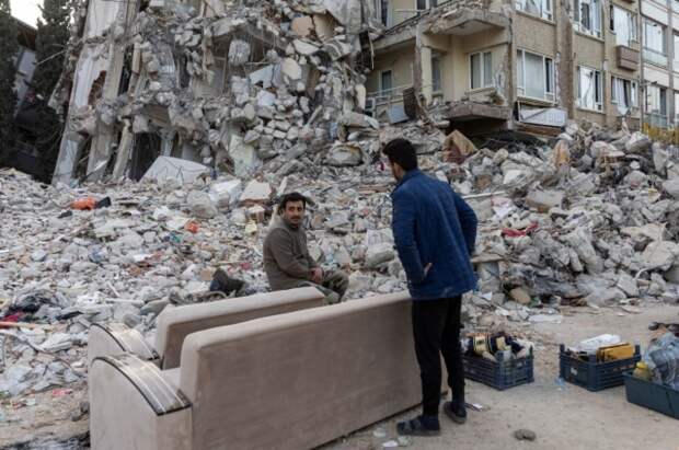 Количество жертв землетрясений в Турции превысило 49 тыс. человек
