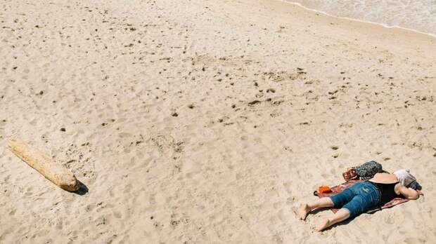 Запретить продажу алкоголя вблизи пляжей захотели в Госдуме