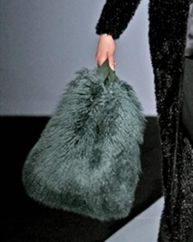 аксессуары зимы 2012 Emporio Armani аксессуары зимы 2012 Emporio Armani