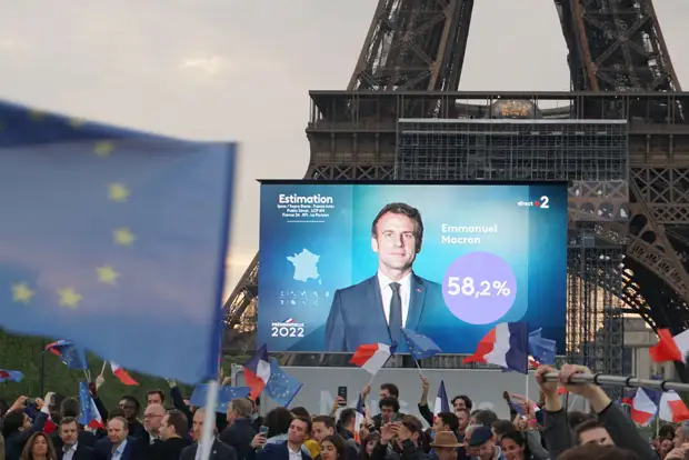 Франция в огне: победа Макрона запустила революцию