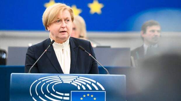 Депутат ЕП от Польши: Россия представляет угрозу, и она должна быть уничтожена