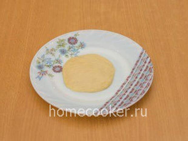 Пирожки с луком и яйцом Lepeshka iz testa 1 300x225 Пирожки с луком и яйцом
