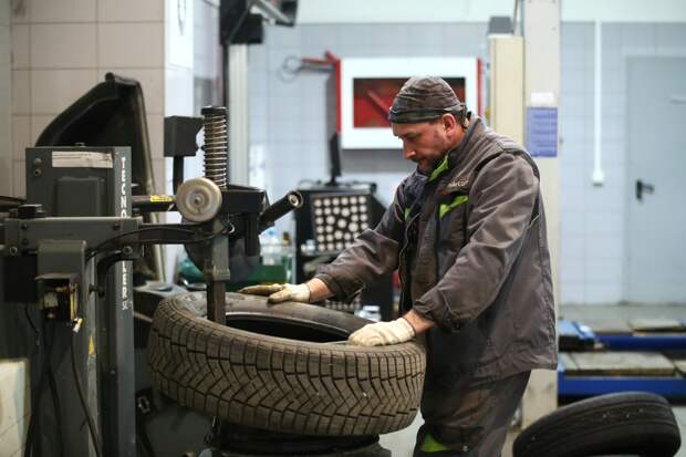 В России подешевели автозапчасти