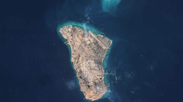 В Иране пригрозили превратить остров Харк в кладбище для захватчиков