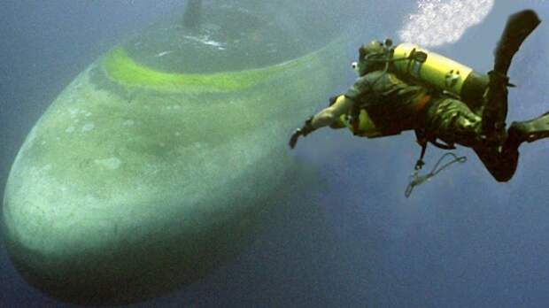 Спасение подводной лодки: тренировка подводного спецназа на видео