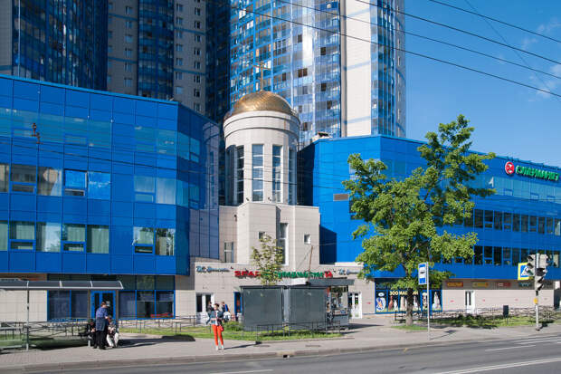 ЖК «Зенит», церковь Фёдора Ушакова