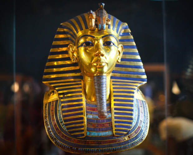 Тутанхамон и многие другие фараоны были светловолосыми и голубоглазыми. Источник: https://img.mp.itc.cn/upload/20160614/c1d0a35cab63409d853fb19cae2a5129_th.jpg