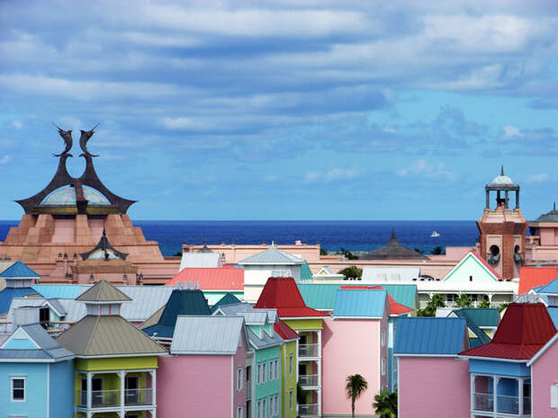 Paradise Island, Bahamas Paradise Island, Bahamas архитектура, пейзаж, разноцветные города, юмор