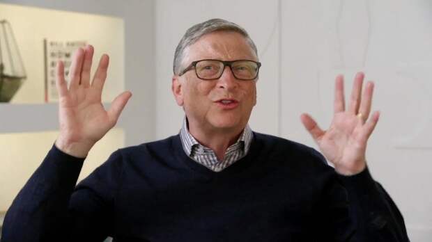 Гейтс покинул совет директоров Microsoft из-за романа с подчиненной