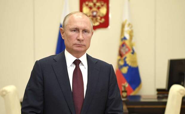 Путин открыл памятник Александру III