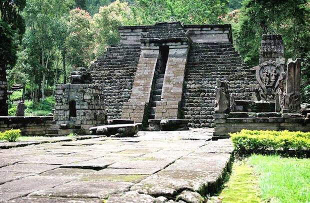 Candi Sukuh