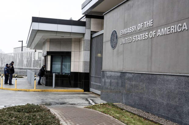 Посольство США в Киеве: лиц с гражданством США и Украины лишили свободы выезда