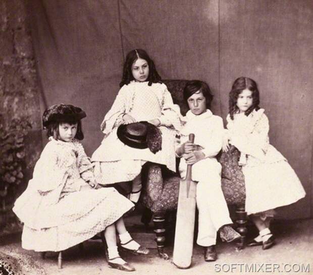 NPG P991(7); Alice Liddell; Ina Liddell; Harry Liddell; Edith Mary Liddell