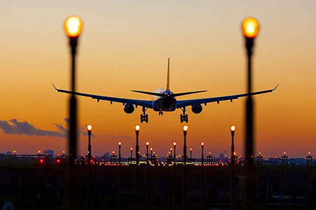 Qatar Airways временно размещает часть самолётов на стоянке в Испании