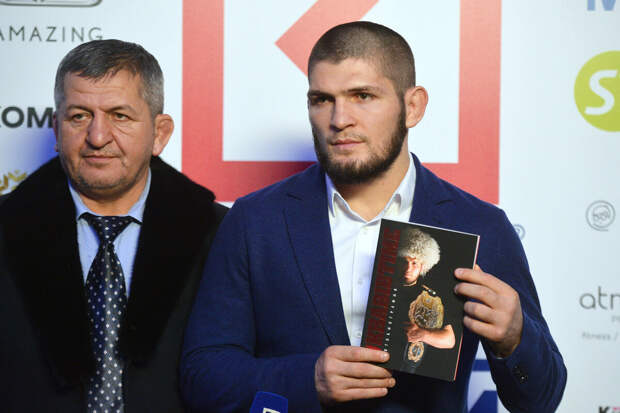 Боец UFC Топурия назвал Хабиба Нурмагомедова скучным