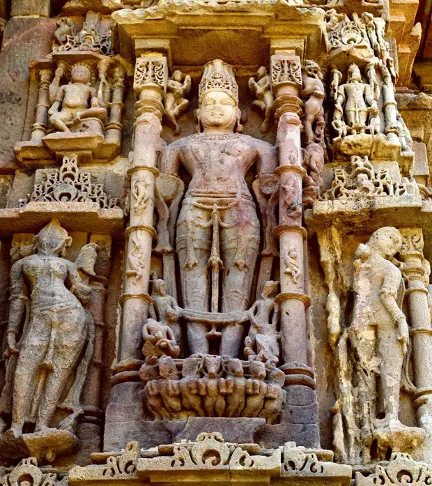   ,   .    : https://live.staticflickr.com/7311/12876973123_cfd1399046_b.jpg